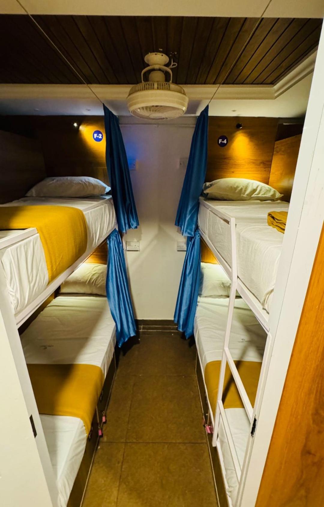 Lowfare Hotels Кожикод Екстериор снимка
